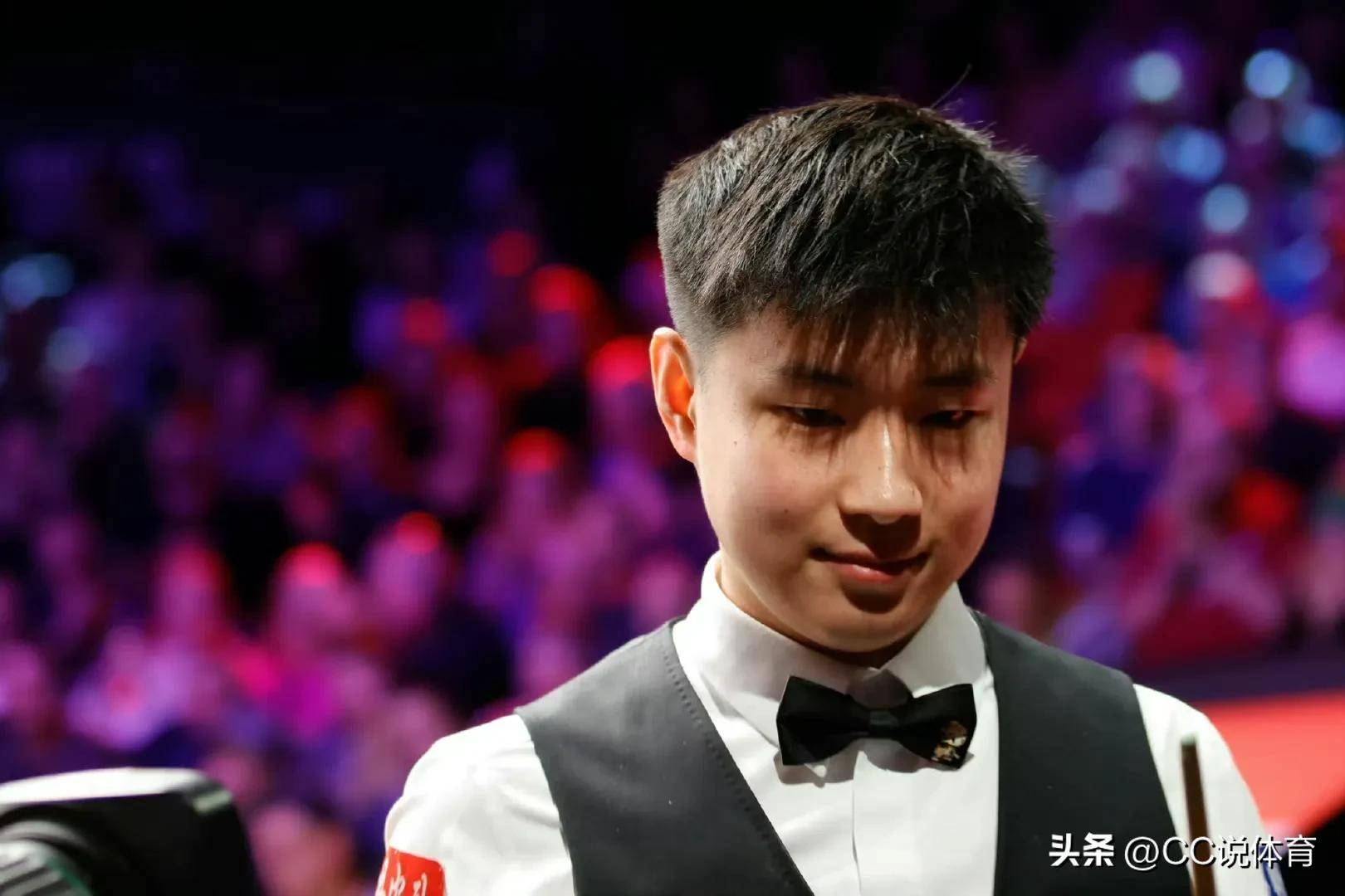 九游网页版官网-包含【奥沙利文】长时间比赛中的心理调节技巧揭秘的词条