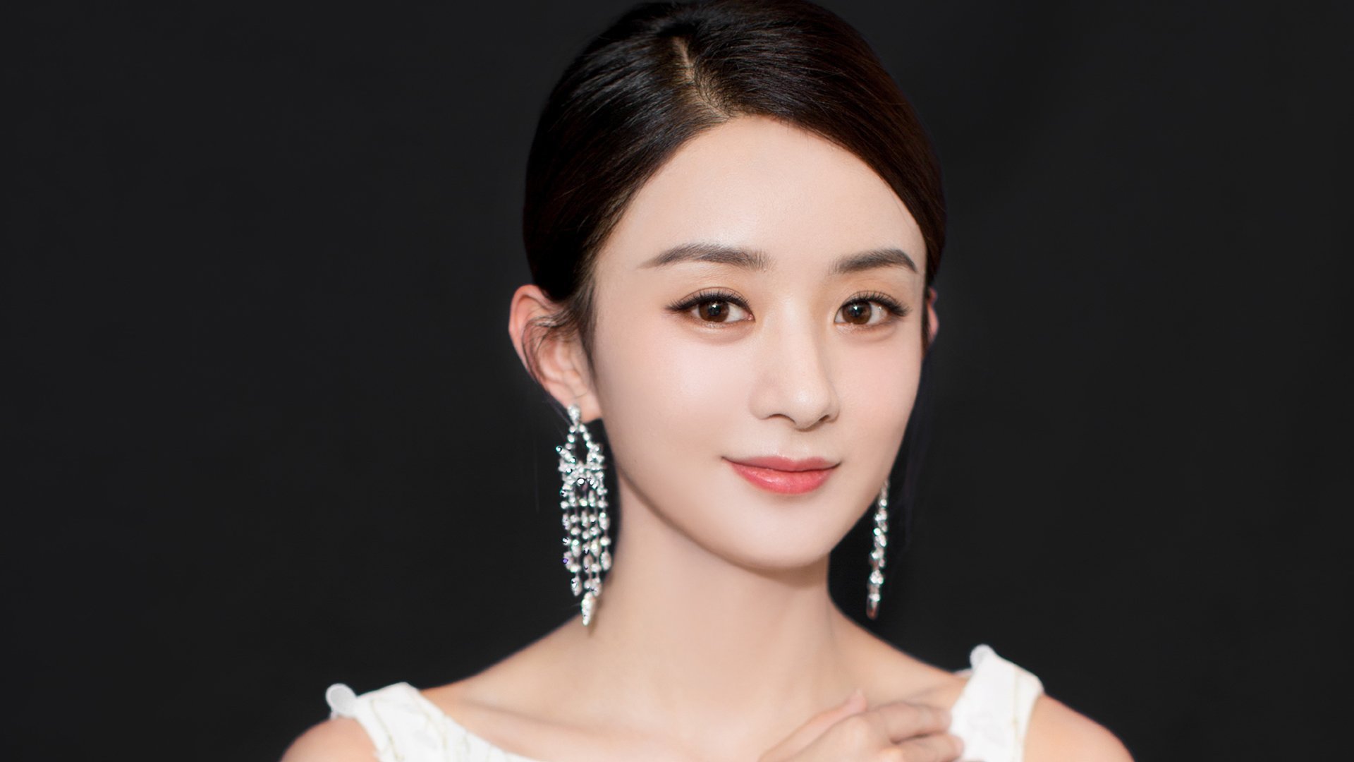 法国奥运足球留下一地鸡毛，法国奥运足球留下一地鸡毛是什么