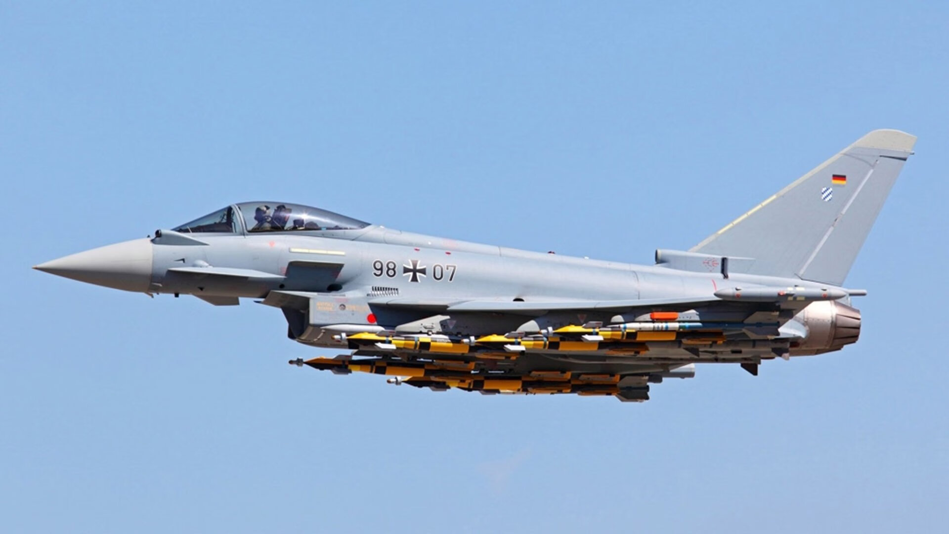 雷恩中场传球失误频繁，战阵需重整，雷恩ds